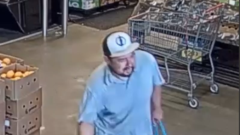 De acuerdo con la investigación, el incidente ocurrió en el supermercado ubicado en 3801 E....