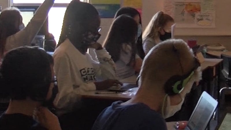 El Martes, el ECISD tuvo su mayor recuento de un día con 351 casos positivos.