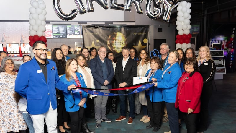 Este destino de entretenimiento de 9300 metros cuadrados cuenta con lujosos espacios de...