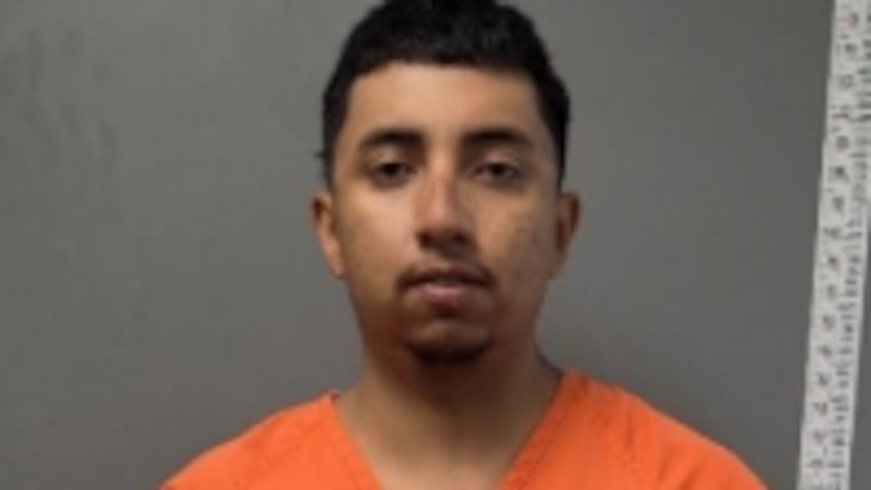 Badillo Rivera fue detenido e ingresado en el Centro de Detención del condado de Winkler sin...
