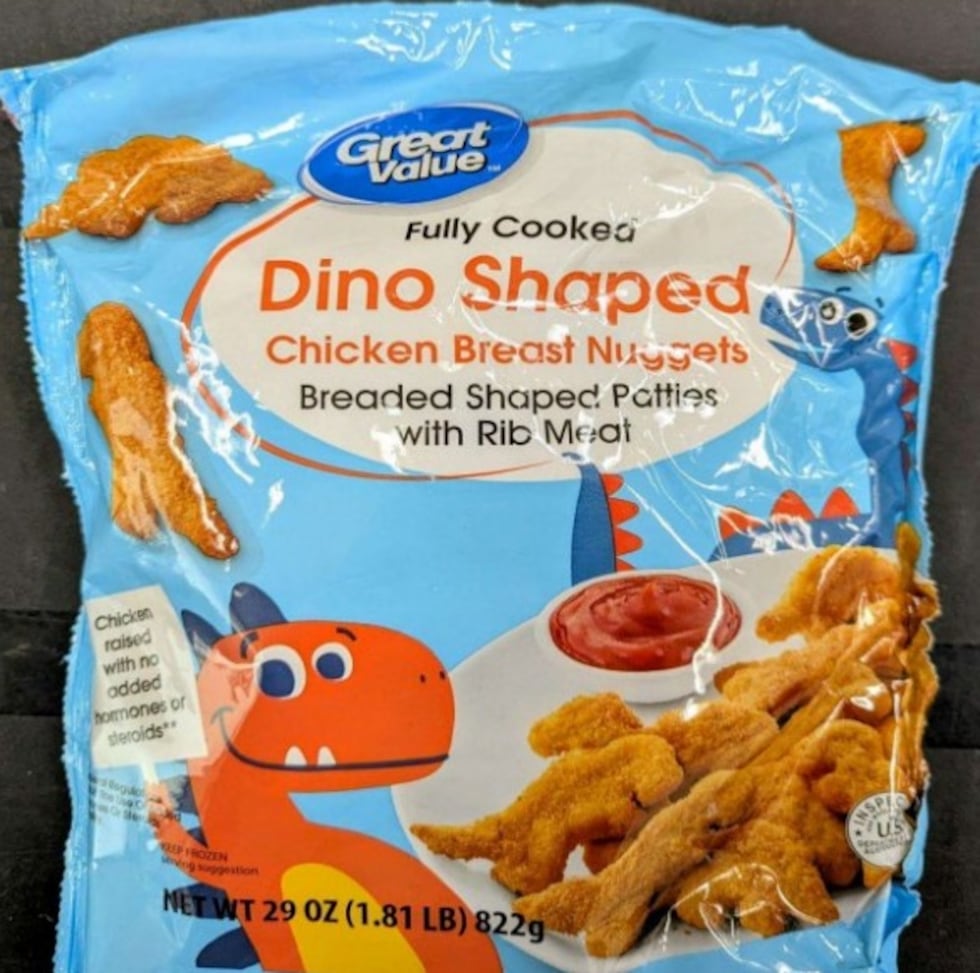 ALERTA AL CONSUMIDOR: nuggets vendidos en Walmart podrían contener plomo, alertan autoridades.