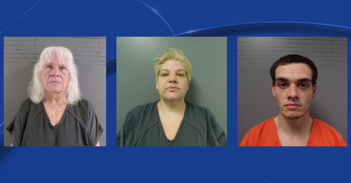 Arizona Rooney, de 43 años, Jacob Cantrell, de 23 años, Brandy Rooney, de 76 años.