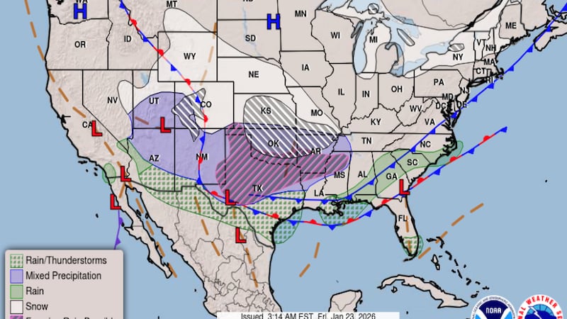 La principal preocupación sigue siendo la acumulación de lluvia helada, especialmente en las...