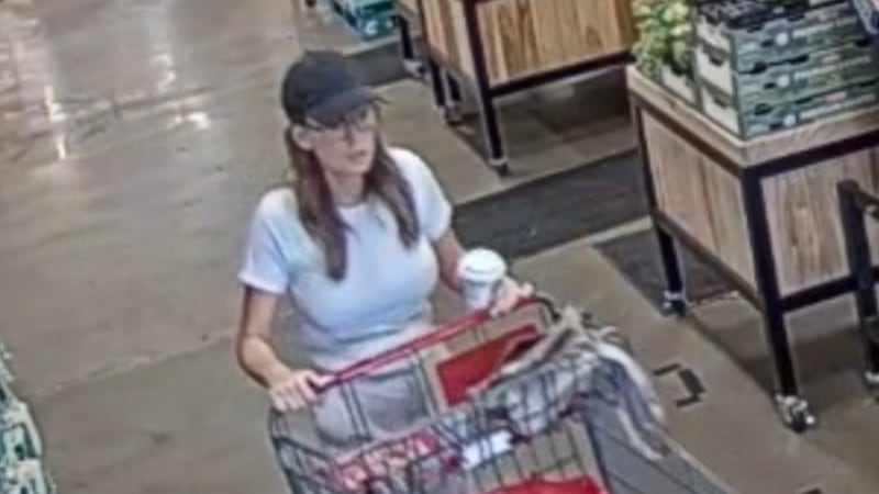 Según las autoridades, el robo ocurrió en el supermercado H-E-B ubicado en 3801 E. 42nd Street.