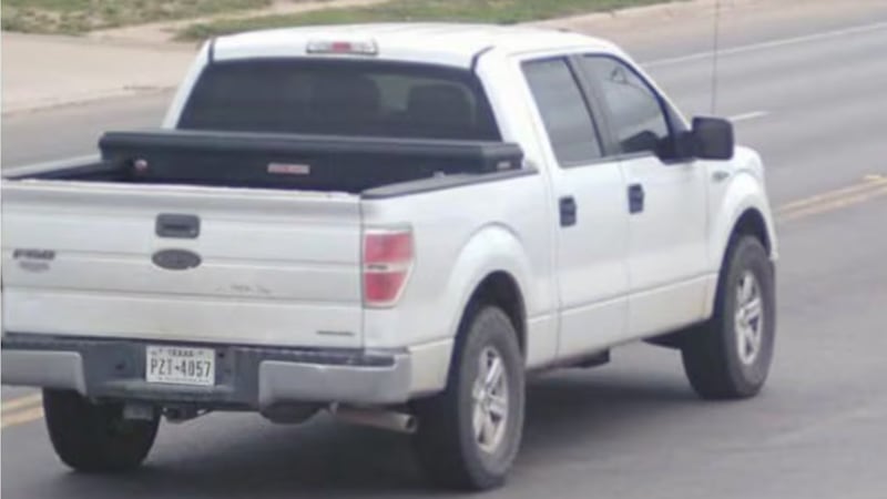 Las sospechosas fueron vistas por última vez conduciendo una Ford F-150 blanca con matrícula...