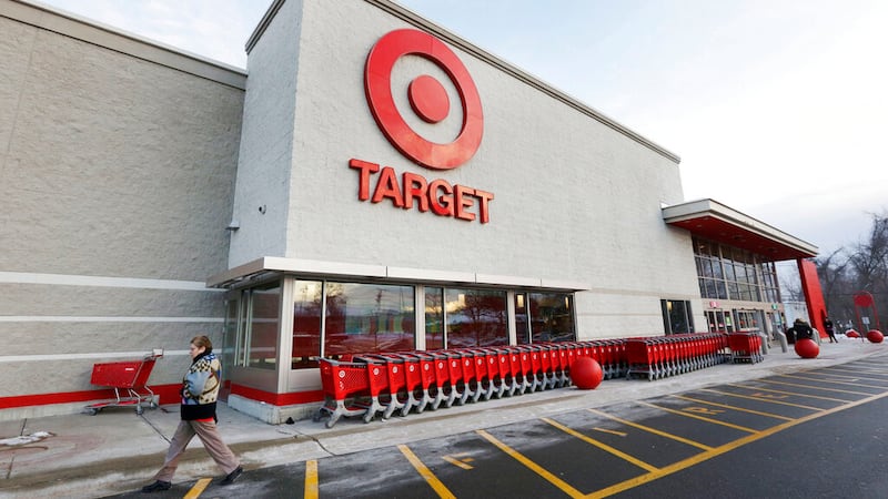 Esta imagen de archivo muestra una tienda Target en Massacusetts.