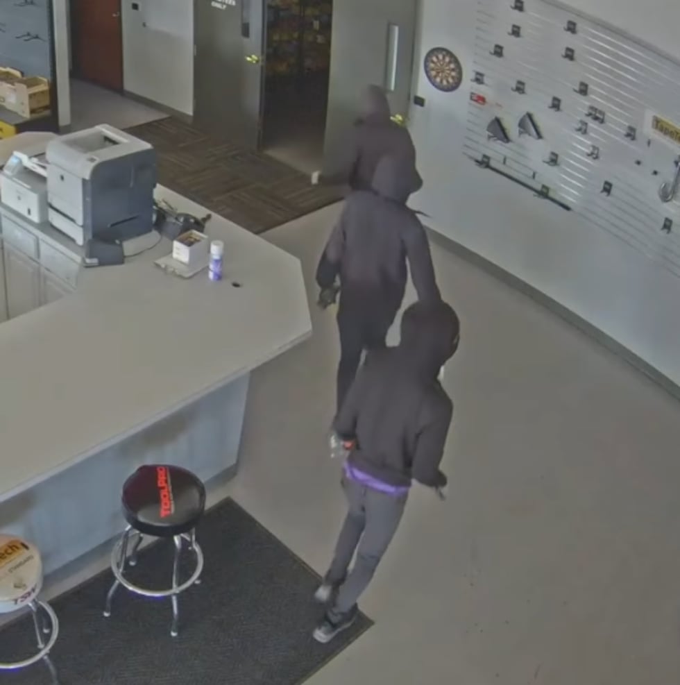 La Oficina del Alguacil del Condado de Midland y Midland Crime Stoppers están pidiendo su...