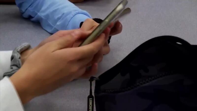 Espera que la ley mejore todos los aspectos de las escuelas públicas.