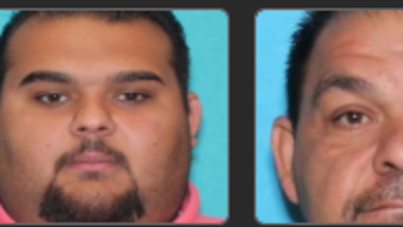 Agentes realizaron una parada de tráfico y encontraron parte de la propiedad robada dentro de...