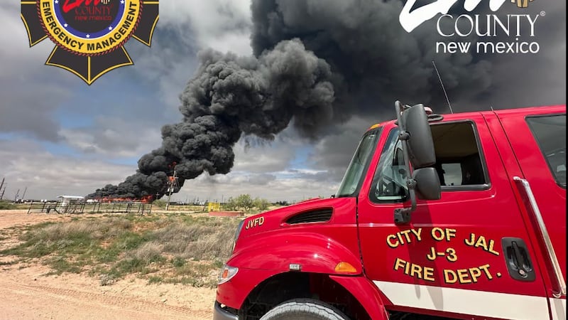 Funcionarios pidieron a conductores y residentes extremar precauciones en las carreteras y...
