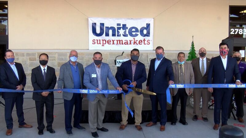 Es la primera tienda de comestibles nueva de la ciudad en 50 años.