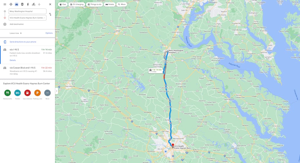 Maryanne y David Harring condujeron casi 100 km para llevar a su hijo de 18 meses al hospital...