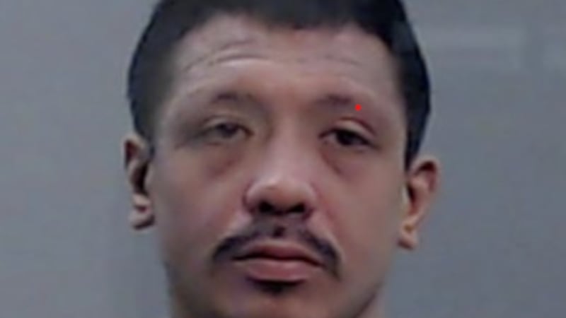 Se descubrió que Johnathon Guerra, estaba en posesión de bienes robados pertenecientes al...