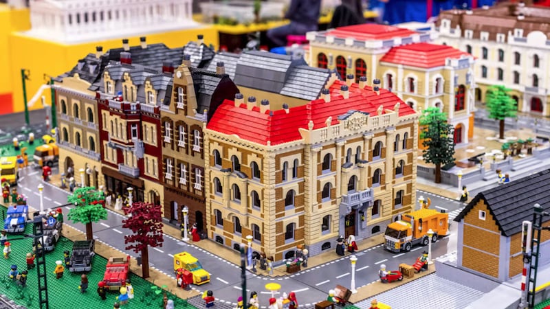 Según un comunicado de prensa, Midland acogerá su primera convención de fans de LEGO.