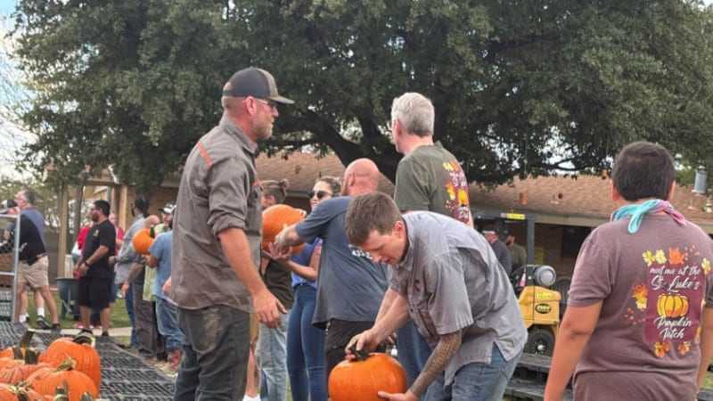 El Pumpkin Patch estará abierto del 2 al 31 de octubre en St. Luke’s UMC, ubicada en el 3100...