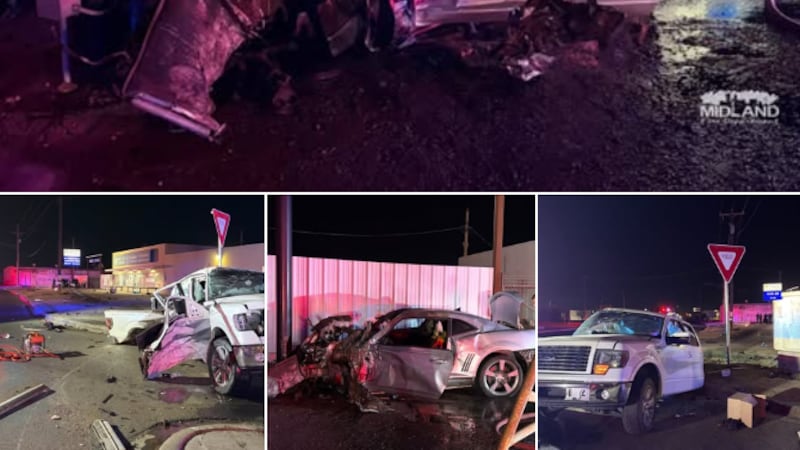 los agentes localizaron un Ford 150 en la intersección con daños importantes y dos ocupantes...