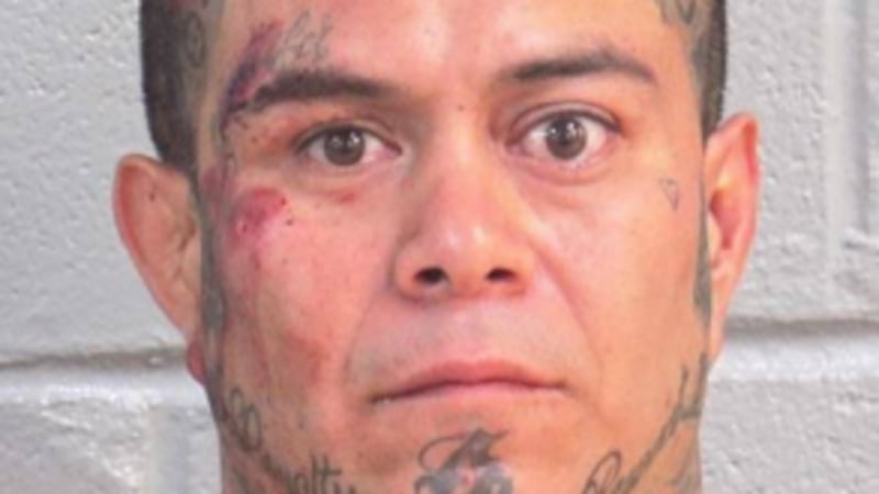 De conformidad con el acuerdo de declaración de culpabilidad, el juez condenó a Pérez a 30...