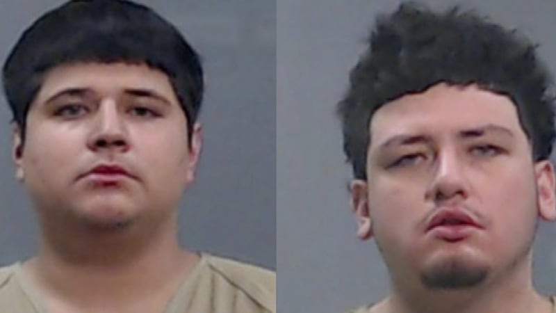 Basándose en los hechos y circunstancias presentados durante la investigación, ambos sujetos...