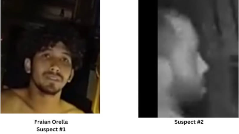 información sobre la identidad o el paradero de cualquiera de los sospechosos que se comunique...