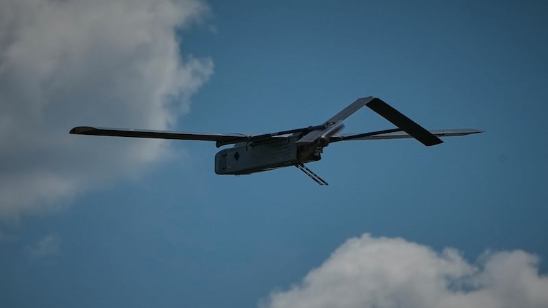 Un dron ucraniano en un lugar no divulgado en Ucrania, el 16 de agosto del 2026. (AP...