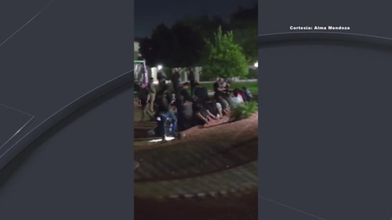 Sospechas sobre tráfico humano llevan a federales a realizar redada en complejo de...